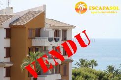 A-vendre-appartement-premiere-ligne-de-plage-✅-a-Torrevieja-Costa-Blanca