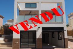 Grande maison moderne avec ascenseur a vendre torrevieja