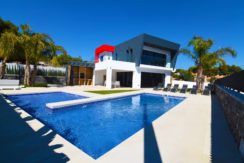 villa-de-luxe-moderne-a-vendre-a-calpe
