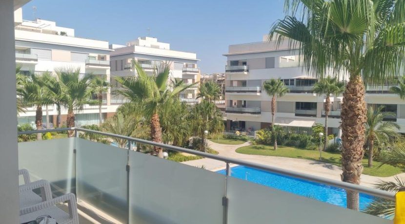 1-appartement-terrasse-a-vendre-torrevieja