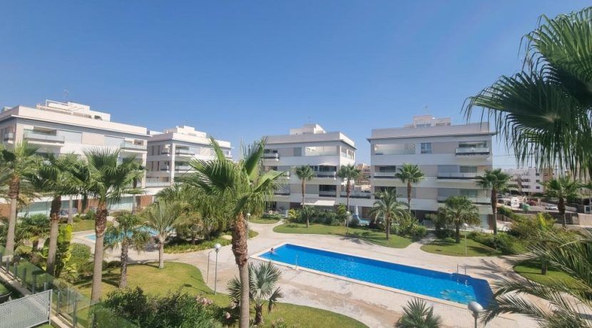 29-résidence-piscine-torrevieja