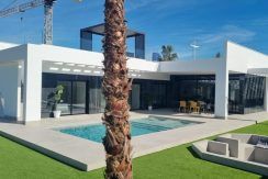 magnifique-plain-pied-neuf-la-finca-golf-a-vendre