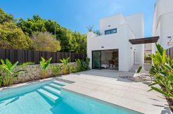 maison-neuve-900m-des-plages-en-espagne