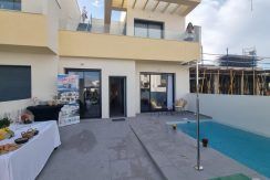 maison-neuve-rojales-a-vendre