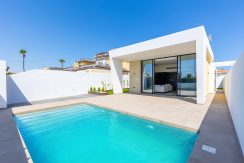 Villa neuve plain pied meublée équipée Torrevieja