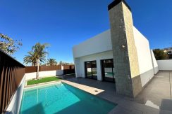 villa-plain-pied-moderne-a-10-mn-des-plages