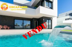 villa-neuve-agatha-piscine-a-vendre