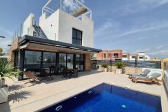 villa-moderne-grand-garage-a-la-finca-golf-espagne
